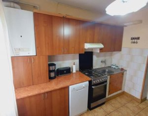 Appartement 4 chambres à vendre dans Cluj-napoca, zone Marasti