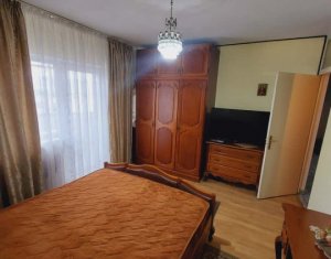 Appartement 4 chambres à vendre dans Cluj-napoca, zone Marasti