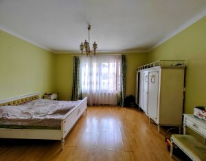 Maison 4 chambres à vendre dans Cluj-napoca, zone Bulgaria