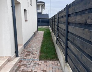 Casa individuala, 5 camere, 120 mp utili, Apahida, strada linistita