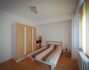 Appartement 3 chambres à louer dans Cluj-napoca, zone Andrei Muresanu