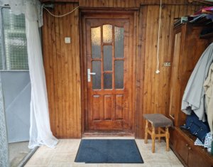 Teren si casa ideala pentru dezvoltare imobiliara, zona RrM3