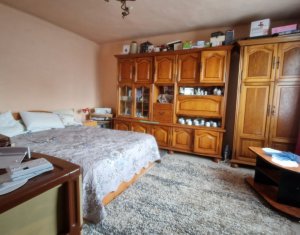 Teren si casa ideala pentru dezvoltare imobiliara, zona RrM3