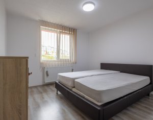 Appartement 3 chambres à vendre dans Floresti