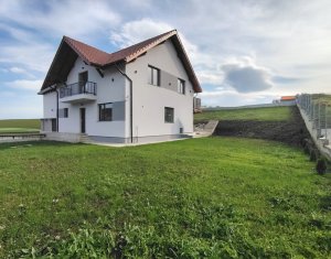 Casa individuala spatioasa–aer curat, liniste si confort in Popesti