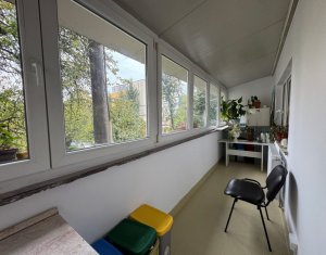 Appartement 3 chambres à louer dans Cluj-napoca, zone Zorilor