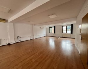 Bureau à louer dans Cluj-napoca, zone Centru