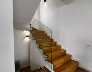 Maison 5 chambres à vendre dans Cluj-napoca, zone Faget