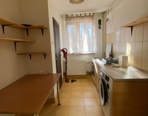 Appartement 3 chambres à louer dans Cluj-napoca, zone Gheorgheni
