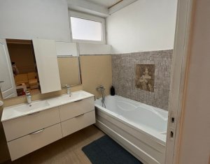 Appartement 3 chambres à vendre dans Floresti