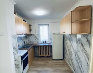 Lakás 3 szobák eladó on Cluj-napoca, Zóna Manastur