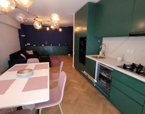Appartement 3 chambres à louer dans Cluj-napoca, zone Centru