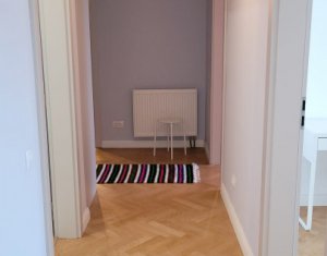 Appartement 3 chambres à louer dans Cluj-napoca, zone Centru