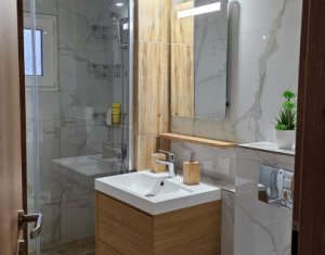 Appartement 3 chambres à louer dans Cluj-napoca, zone Plopilor