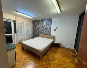 Appartement 3 chambres à vendre dans Cluj-napoca, zone Manastur