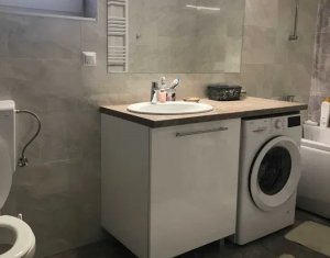 Maison 5 chambres à vendre dans Floresti