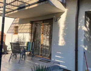 Maison 5 chambres à vendre dans Floresti