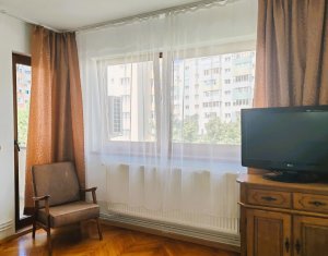 Lakás 3 szobák eladó on Cluj-napoca, Zóna Manastur
