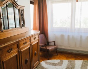 Lakás 3 szobák eladó on Cluj-napoca, Zóna Manastur
