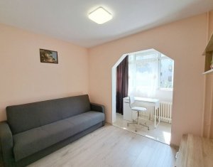 Appartement 4 chambres à vendre dans Cluj-napoca, zone Zorilor