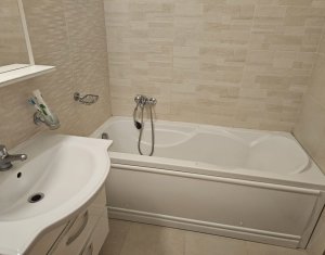 Appartement 3 chambres à vendre dans Floresti