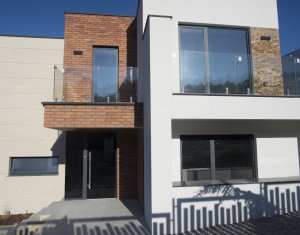 Maison 5 chambres à vendre dans Feleacu