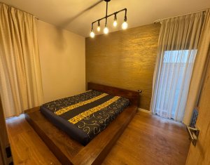 Appartement 3 chambres à vendre dans Cluj-napoca, zone Gruia