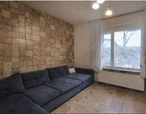 Vanzare casa –  zona semicentrala