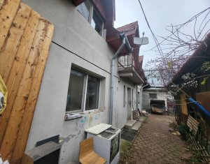 Vanzare casa –  zona semicentrala