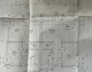 Maison 5 chambres à vendre dans Floresti