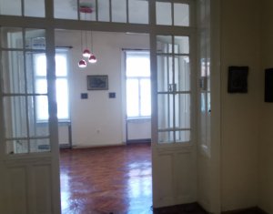 Apartament unicat, in Centru Cluj-Napoca, 3 camere, arhitectura aparte