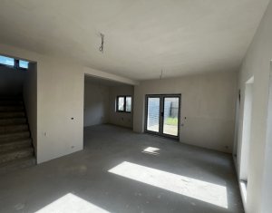 Maison 6 chambres à vendre dans Campenesti