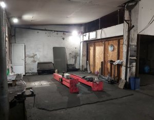 Espace Industriel à vendre, 225m2 dans Cluj-napoca, zone Dambul Rotund