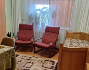 Appartement 4 chambres à vendre dans Cluj-napoca, zone Manastur