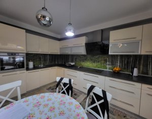 Maison 4 chambres à vendre dans Gherla