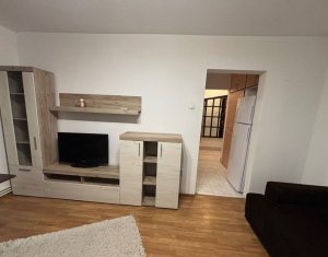 Appartement 3 chambres à louer dans Cluj-napoca, zone Manastur