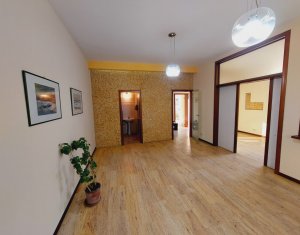 , 90m2 dans Cluj-napoca, zone Centru