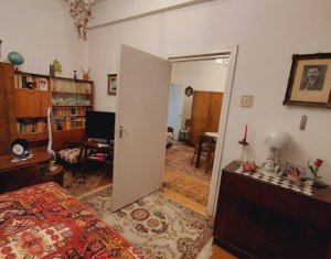 Appartement 3 chambres à vendre dans Cluj-napoca, zone Centru