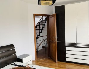 Maison 5 chambres à vendre dans Cluj-napoca, zone Buna Ziua