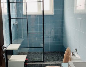 Maison 5 chambres à vendre dans Cluj-napoca, zone Buna Ziua