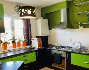 Maison 5 chambres à vendre dans Cluj-napoca, zone Buna Ziua