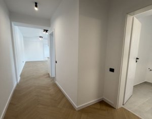Appartement 3 chambres à vendre dans Cluj-napoca, zone Borhanci