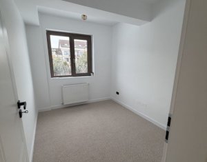 Appartement 3 chambres à vendre dans Cluj-napoca, zone Borhanci