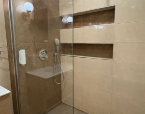 Apartament cu 2 camere, parcare, zona Calea Turzii