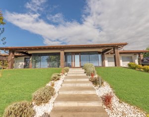 , 450m2 dans Rediu