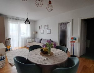 Appartement 3 chambres à louer dans Floresti