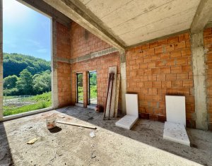 , 200m2 dans Floresti