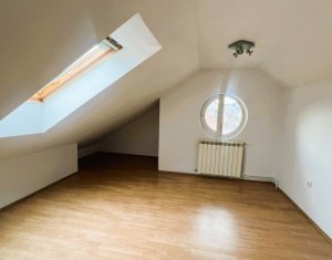 Appartement 3 chambres à vendre dans Cluj-napoca, zone Andrei Muresanu