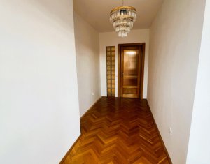 Appartement 3 chambres à vendre dans Cluj-napoca, zone Andrei Muresanu