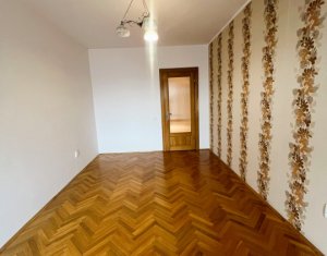 Appartement 3 chambres à vendre dans Cluj-napoca, zone Andrei Muresanu